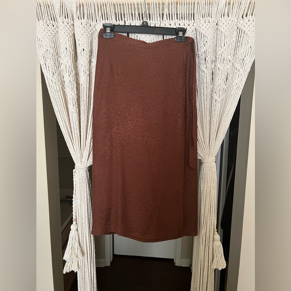 NWOT brown midi wrap skirt